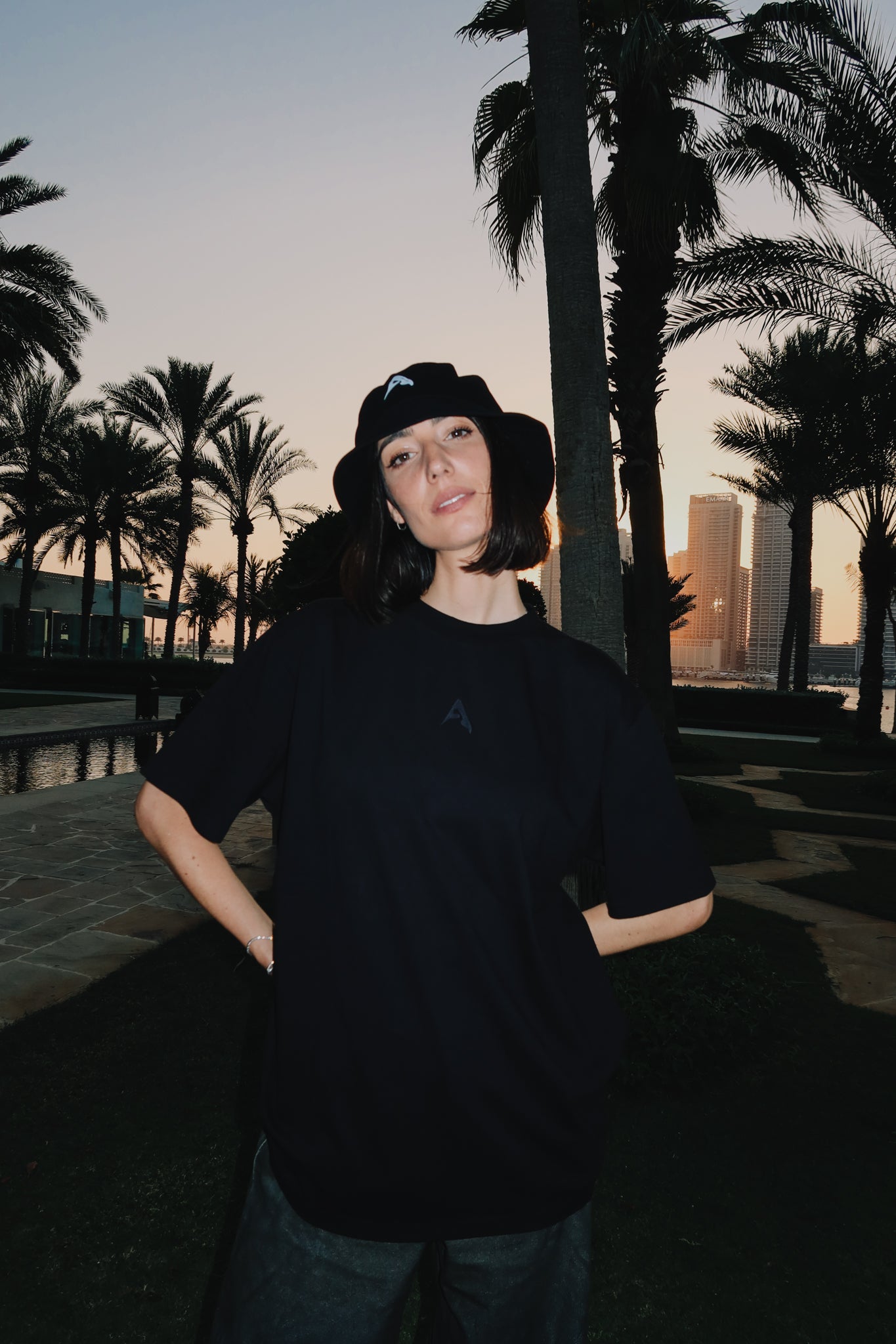 BUCKET HAT